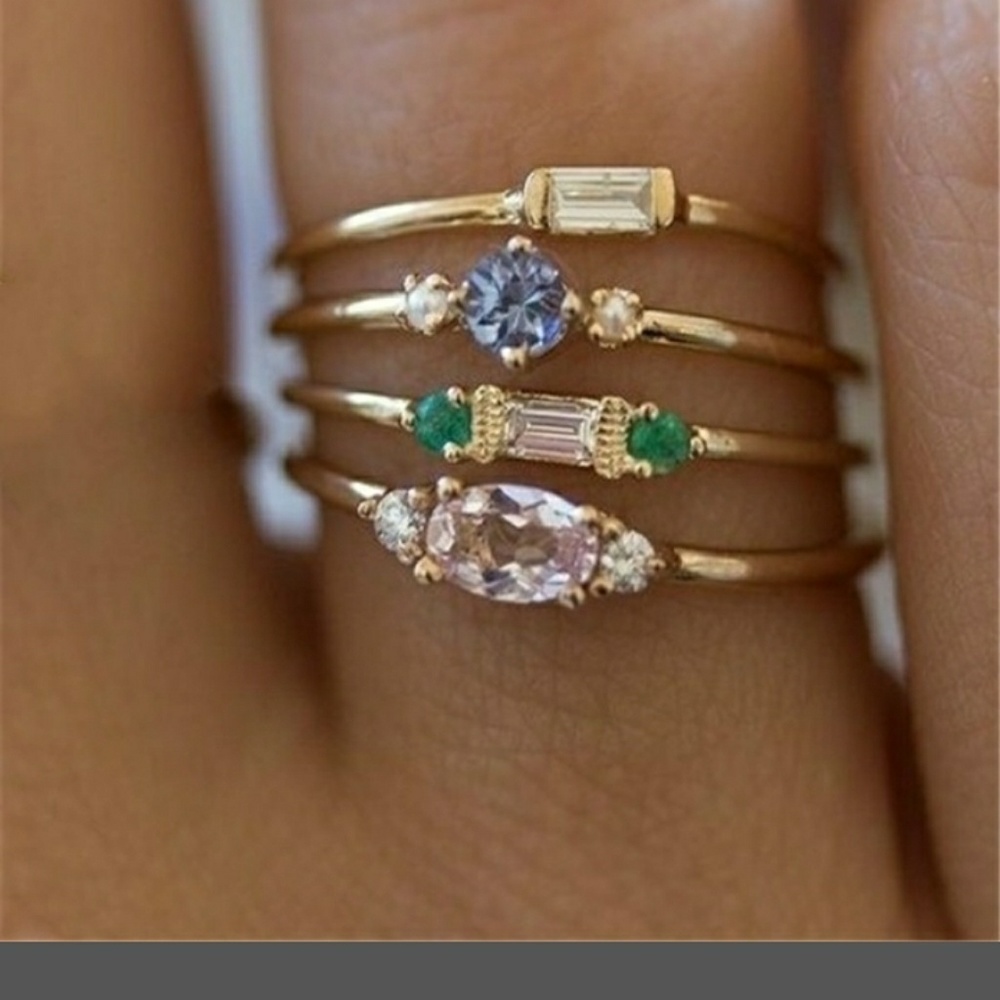 Dainty 4 Ring Set